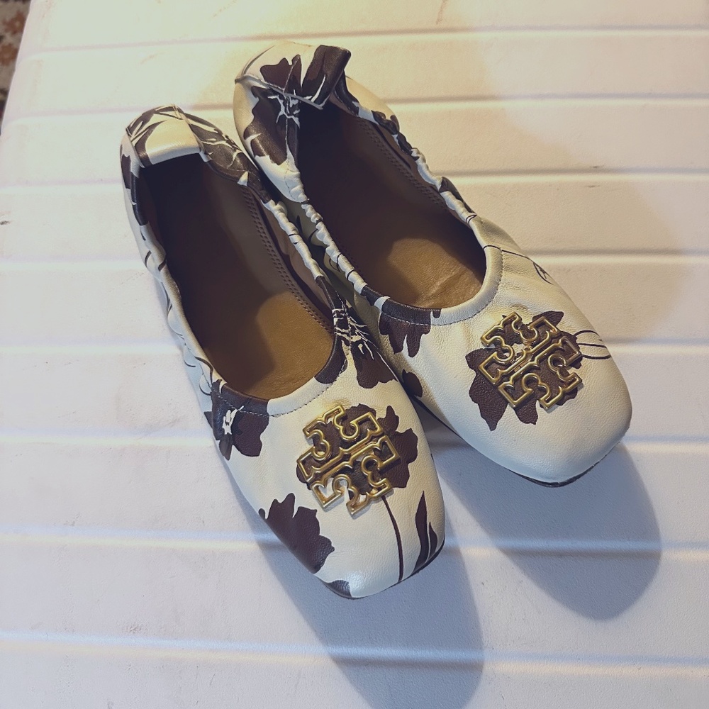 Tory Burch Britten Leather Ballet Flats